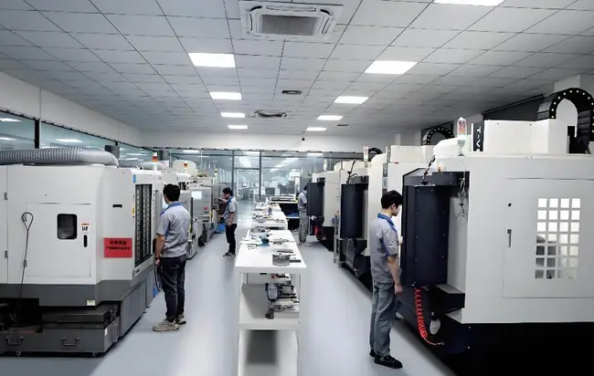 Injection Mold CNC Workshop
