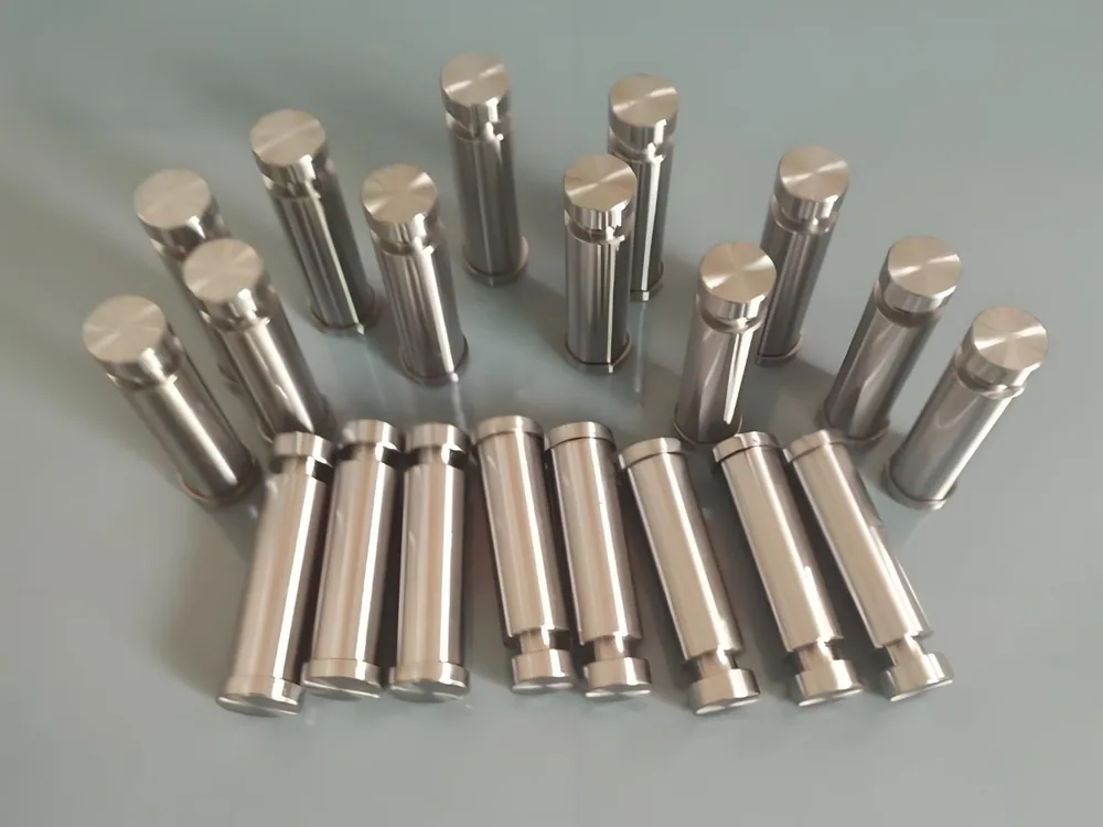 What is the Difference Between a Core Pin and an Ejector Pin?