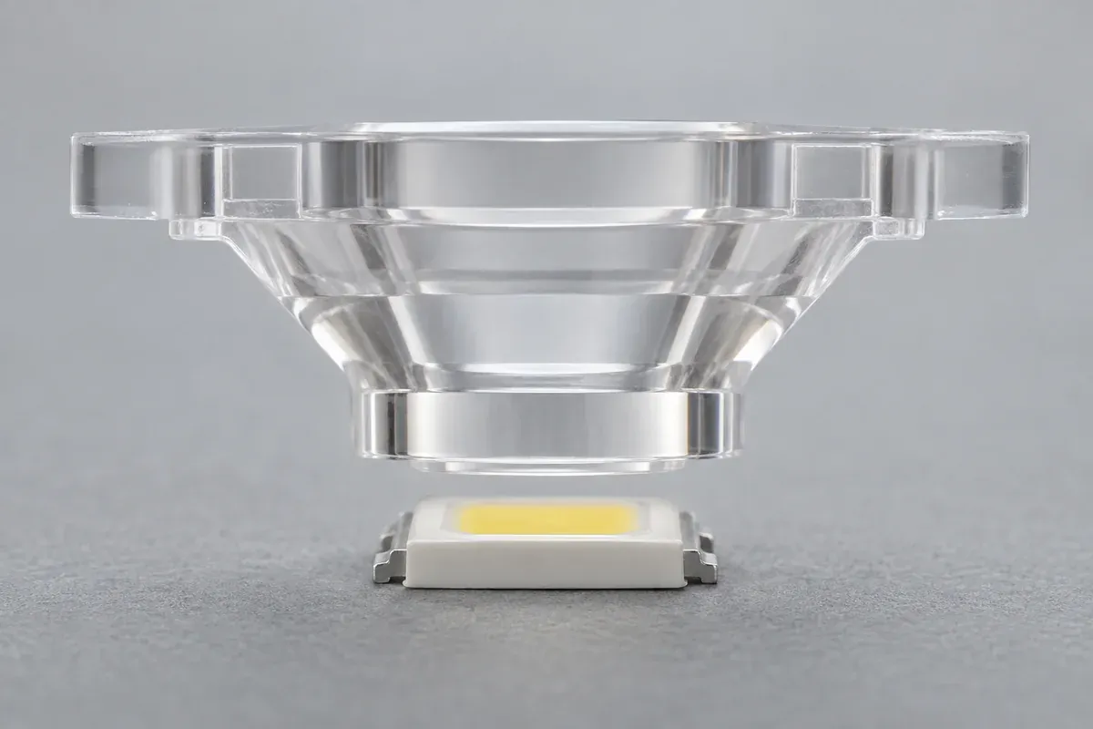Flat clear guide entrance separated from a low-profile LED package