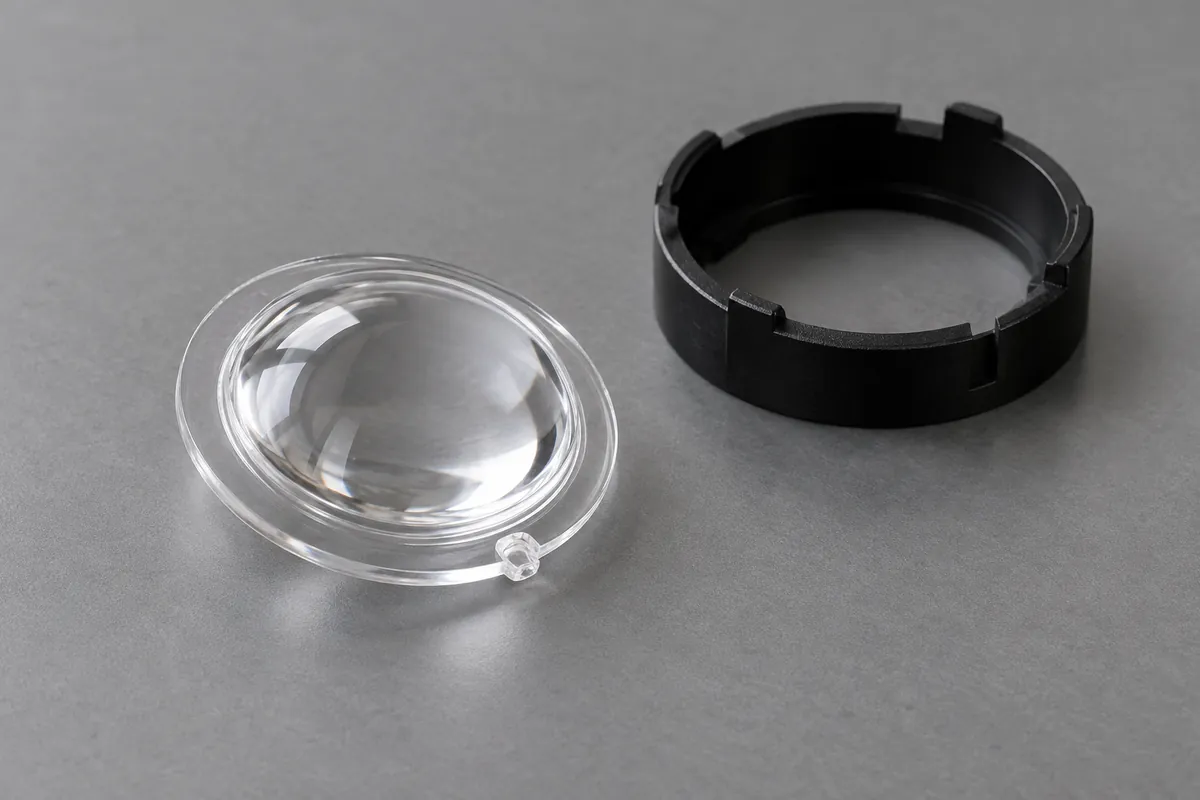 Macro lens flange and edge outside polished central optical region