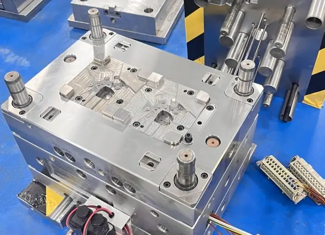 Injection mold overview