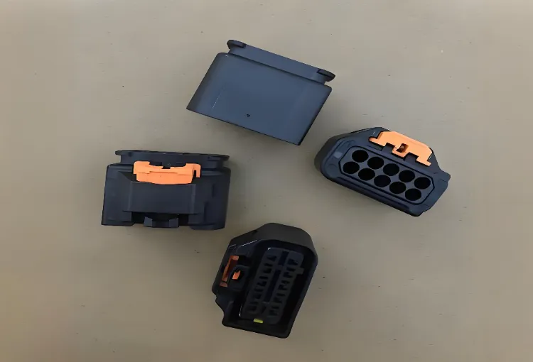 PBT-GF injection molded parts