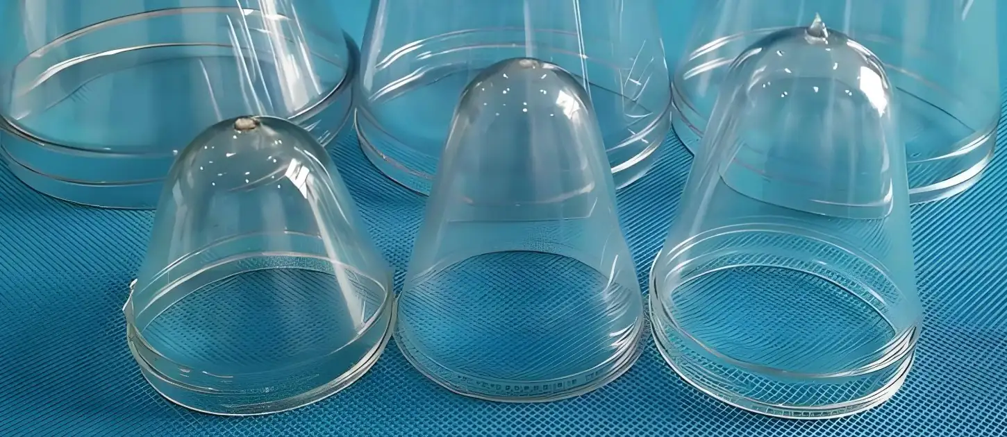 Transparent PET preforms