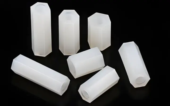 Nylon Injection Molded Nylon Spacer
