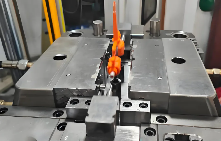 Connector housing rapid tooling mold trial