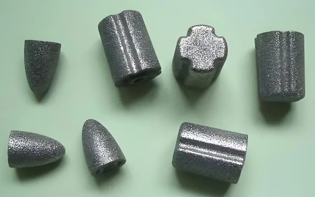 Abrasive-blasted injection molded plastic components