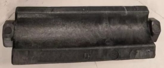 Cold-resistant baffle base