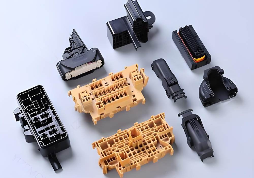Precision Connector Molding: Design Guide for Engineers