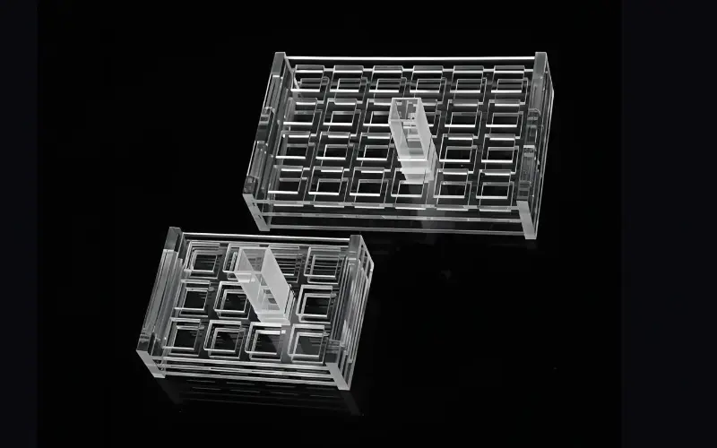 Injection Molded Acrylic Diagnostic Cuvette