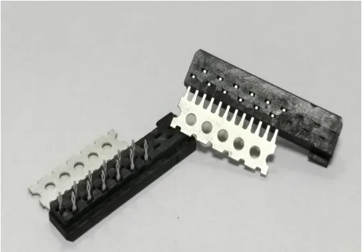 Insert Molded Pin Header Connector with Lead Frame