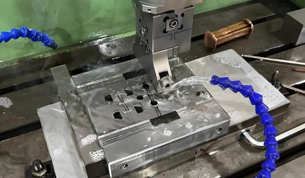 10+ Questions to Ask Before Picking Injection Mold Manufacturers
