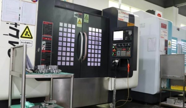 Explore Types of Vertical Mills for Your CNC Milling Needs