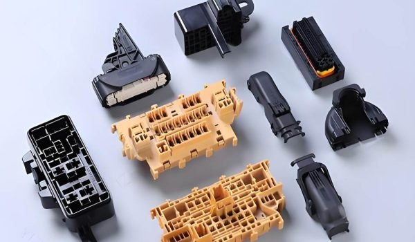 Precision Connector Molding: Design Guide for Engineers