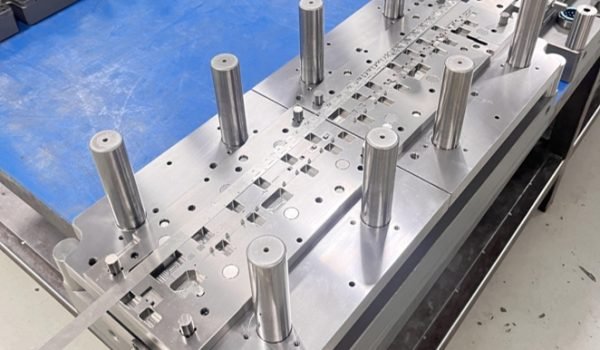 stamping die A Complete Guide to Stamping Die: Definition, Types & Tips
